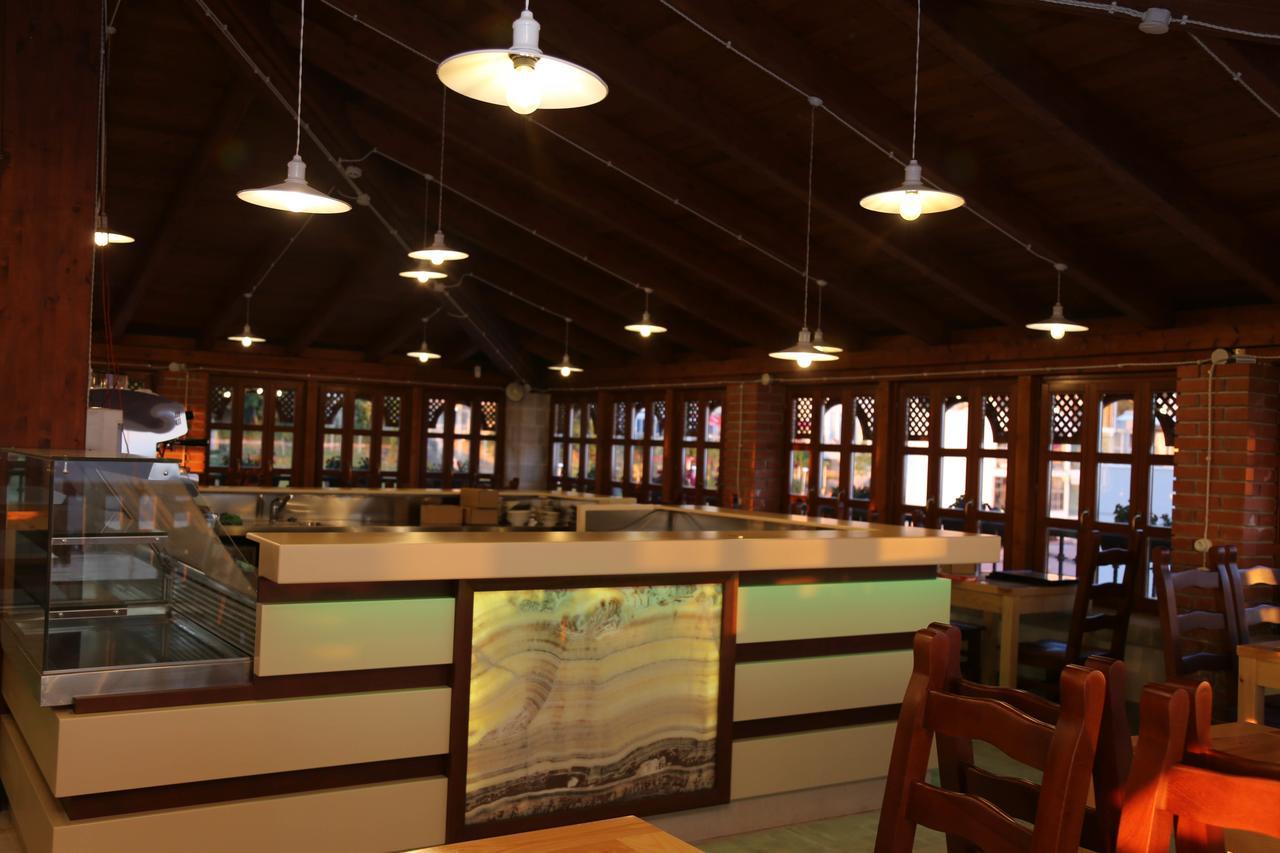 Mervin Hotel Krujë Zewnętrze zdjęcie