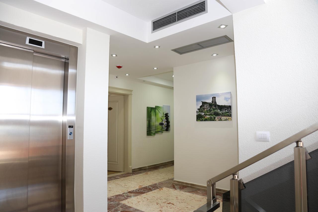 Mervin Hotel Krujë Zewnętrze zdjęcie